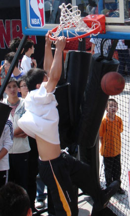 英超锁定下赛季第5张欧冠门票